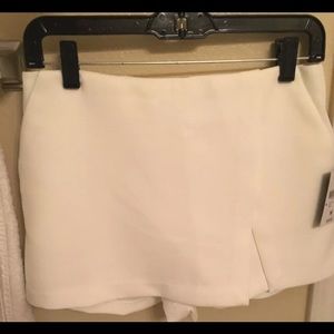 Brand new ivory skirt/skort